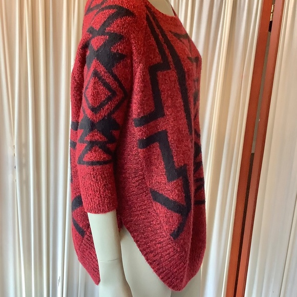 Express Women’s Sweater Red Aztec Geometric Wool Blend 3/4 Sleeve Size Small - Picture 2 of 8